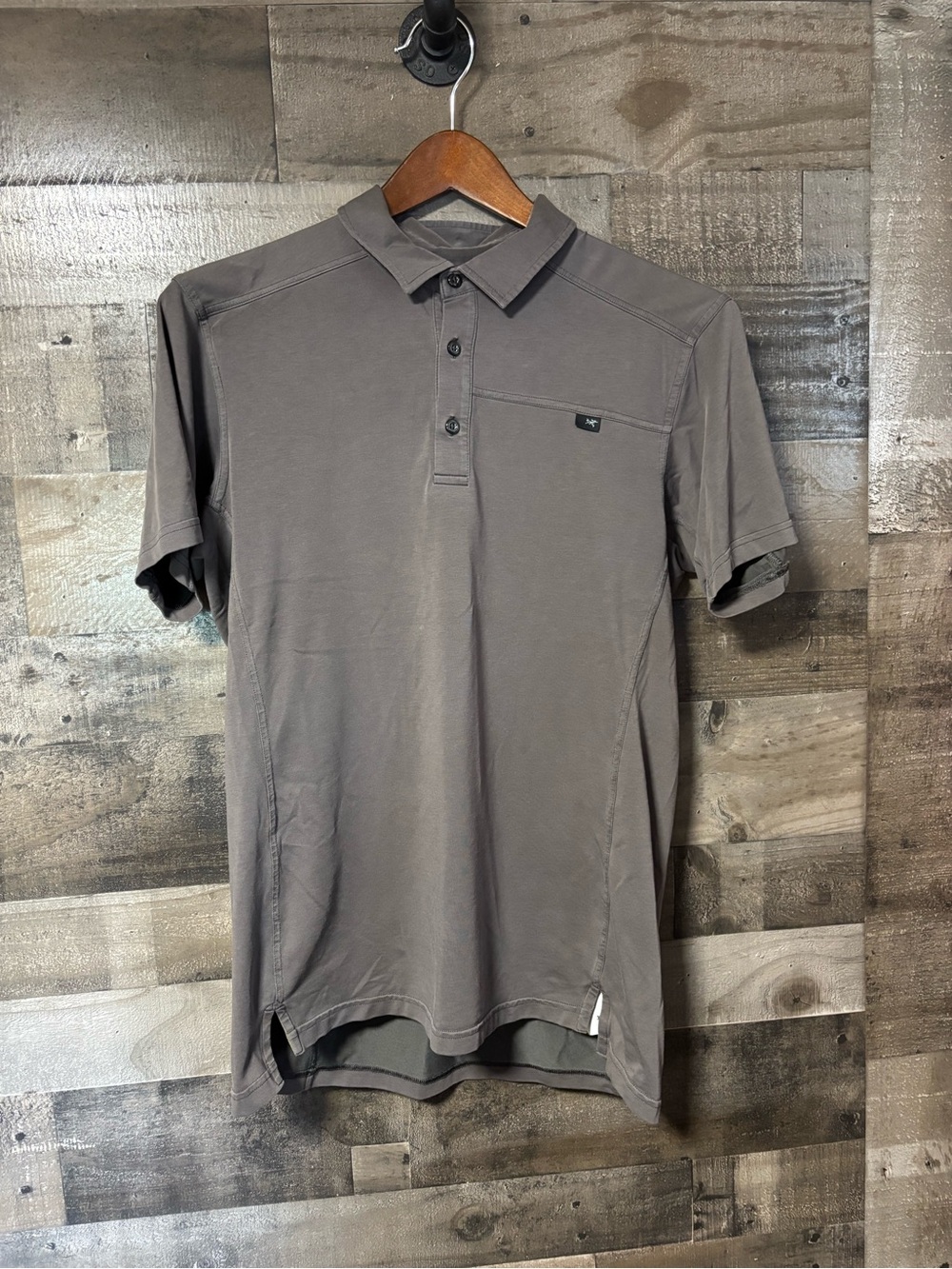 Arc'teryx Men's Slate Gray Performance Polo Medium